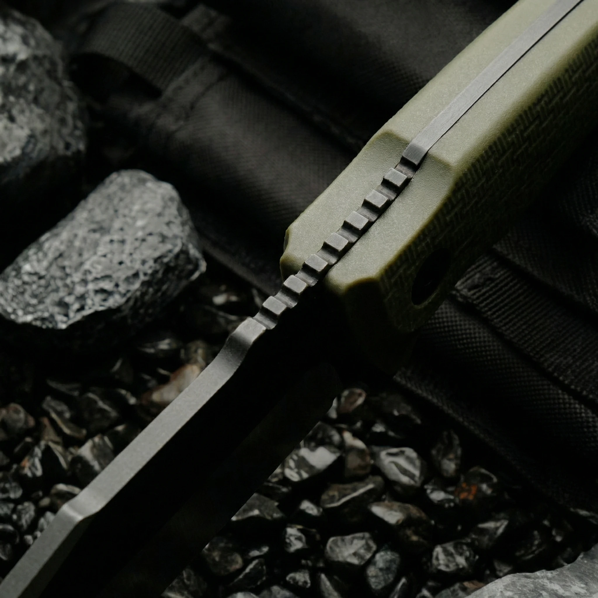 Cuchillo fijo de supervivencia en acero, con funda táctica - imagen 4