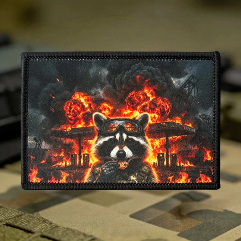 Parche táctico Raccoon Explosion moral con velcro gancho y bucle - imagen 4