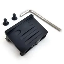 SOTAC Gear Soporte de montaje desplazado para linterna táctica