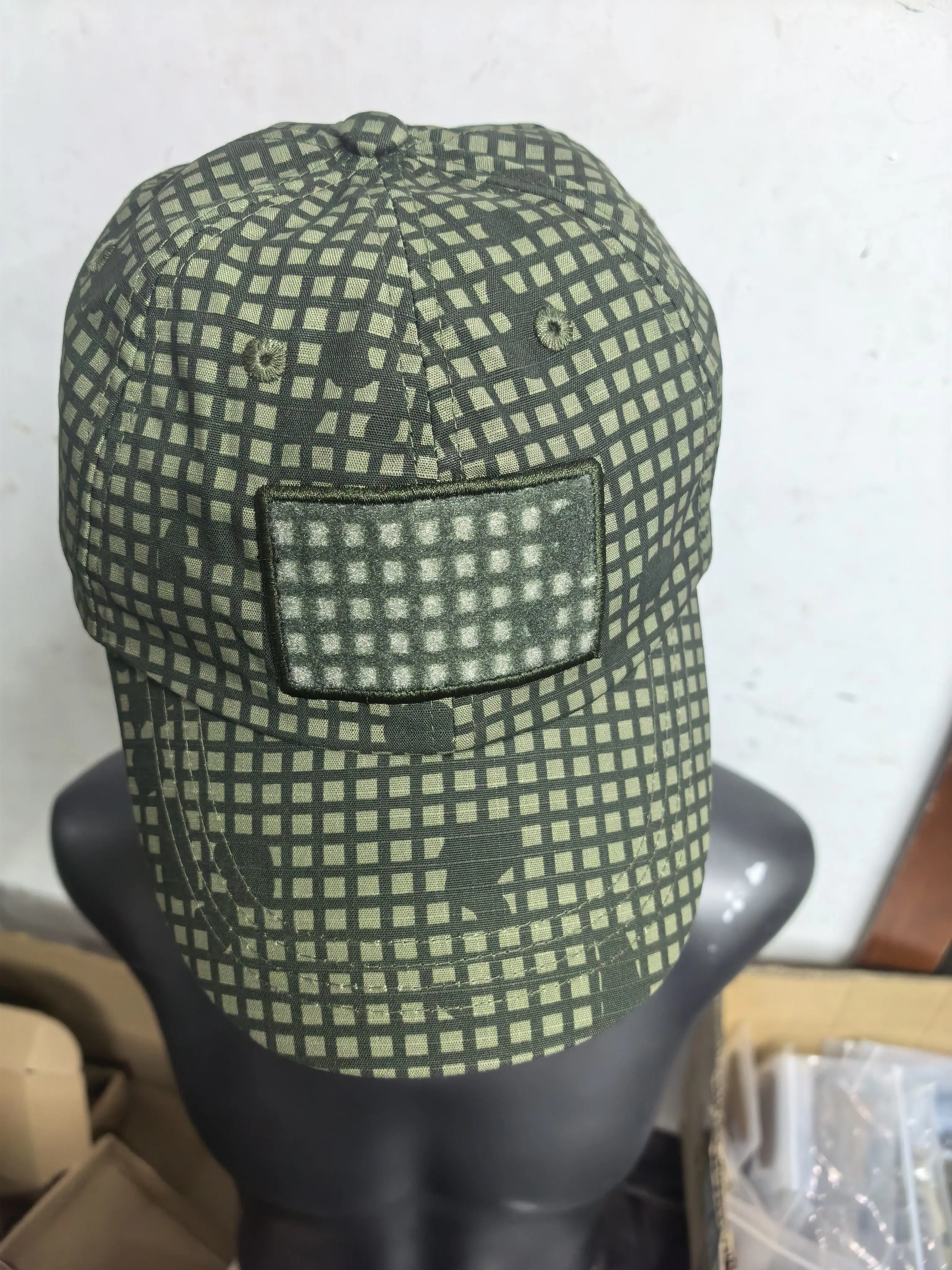 Gorra táctica camuflaje nocturno para camping y viajes al aire libre - imagen 3