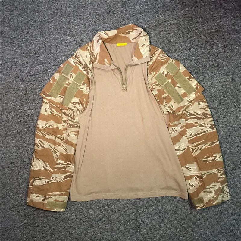 Camisa de manga larga en camuflaje desértico