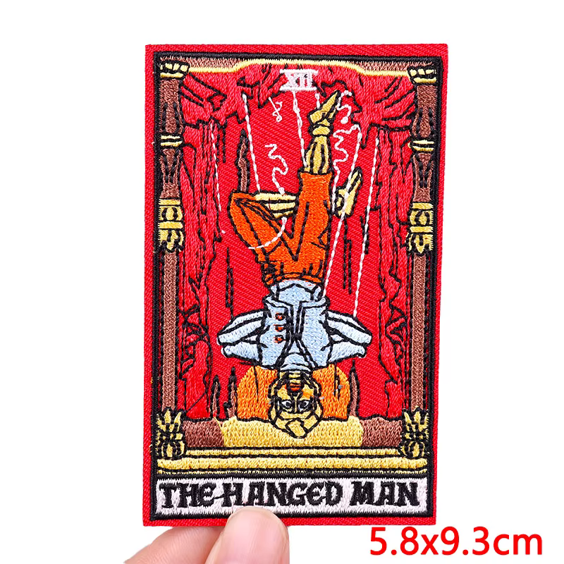 Parche Tarot bordado para planchar – insignia calavera punk en ropa