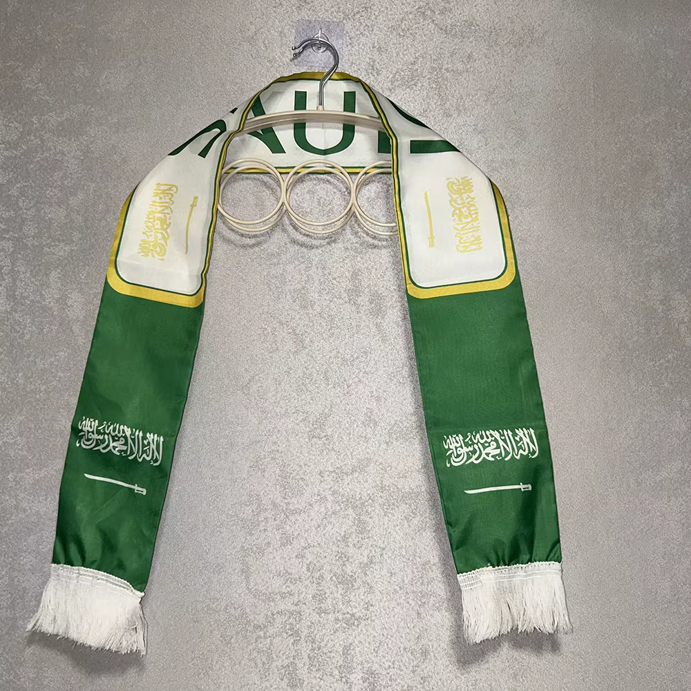 Bufanda de fútbol Arabia Saudita satén con borlas y doble cara - imagen 2