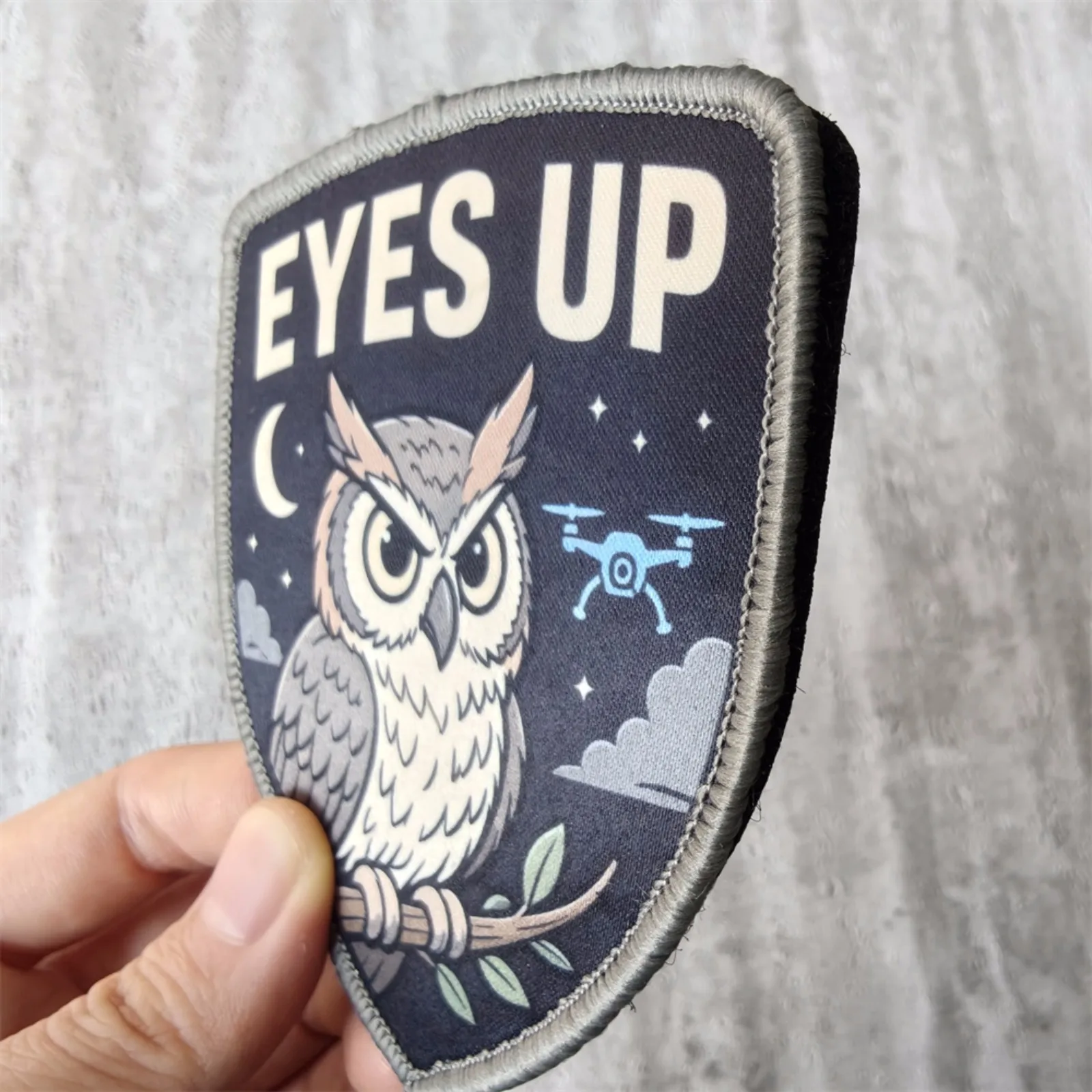Parche táctico EYES UP OWL – Insignia para piloto de dron - imagen 5