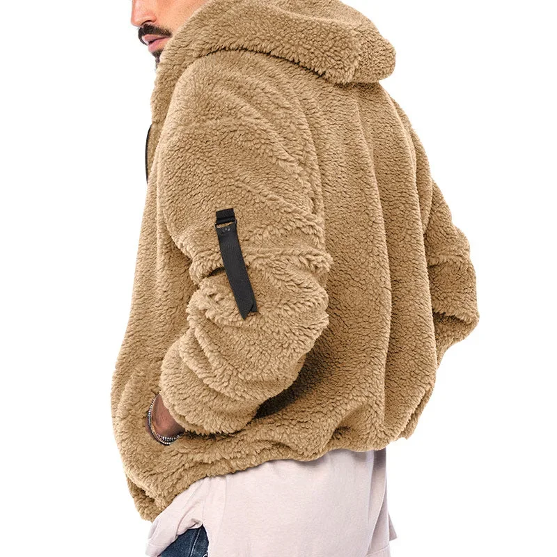Abrigo polar de oso de peluche para hombre, detalle de la capucha mullida
