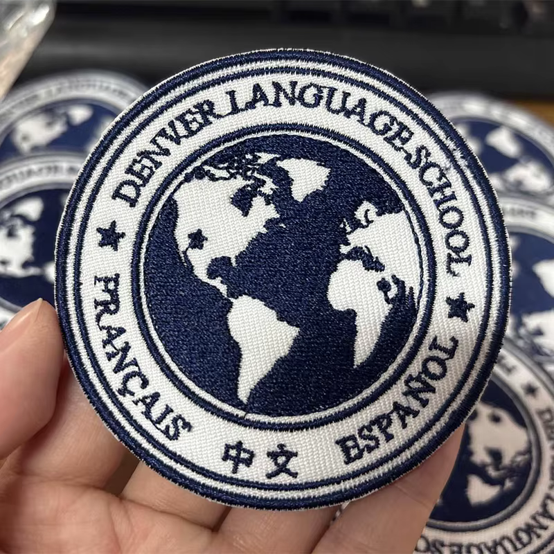 Ejemplo de parche personalizado para prendas y accesorios