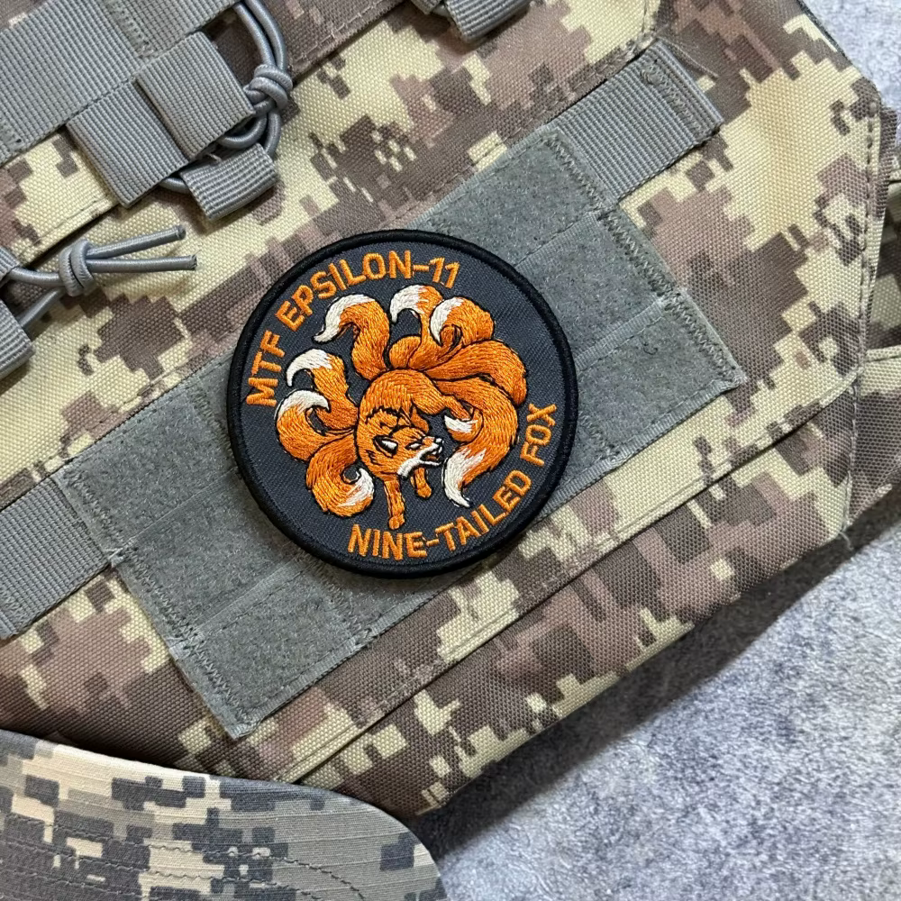 Parche táctico bordado zorro mítico velcro adhesivo para uniforme - imagen 3