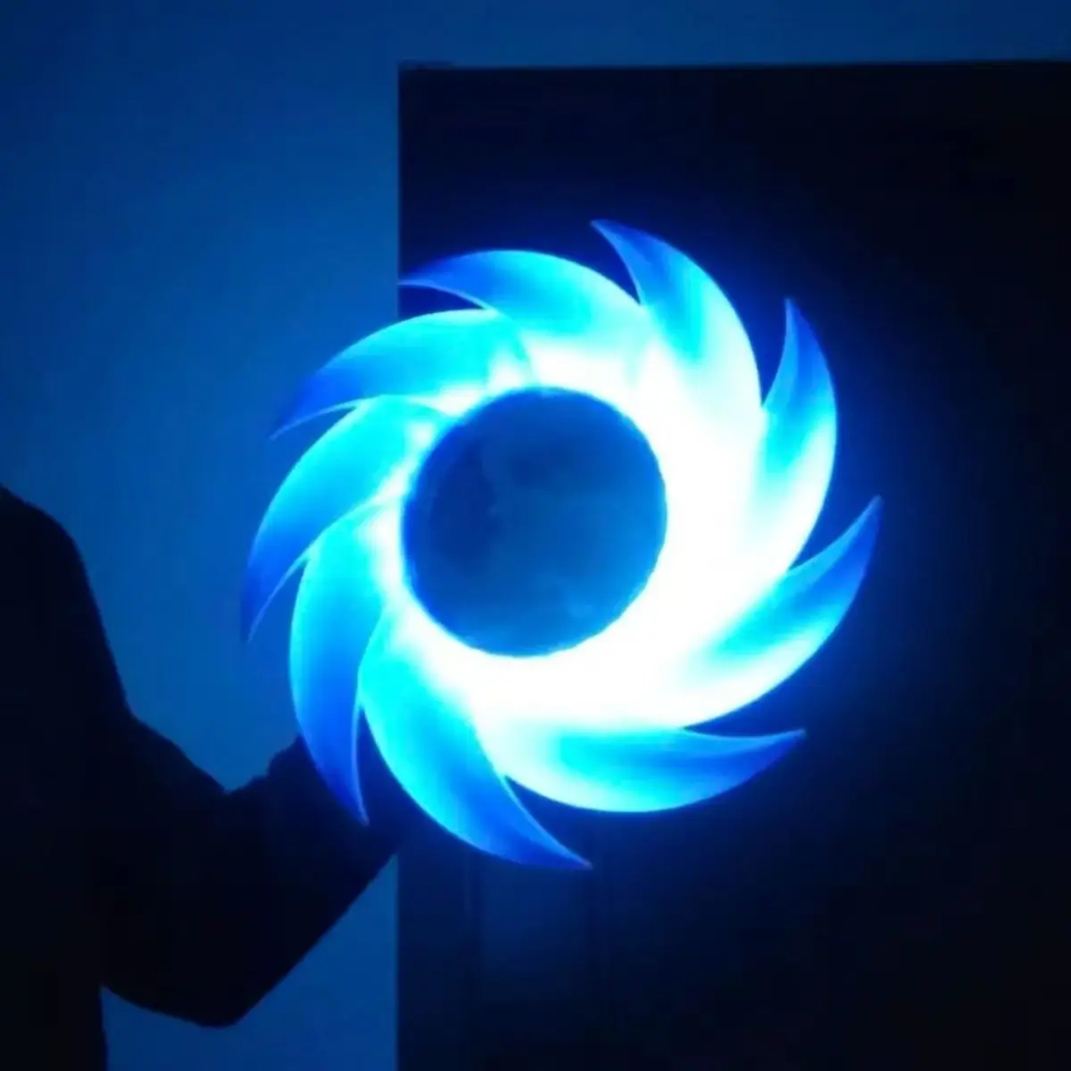 Juguete luminoso rotatorio 3D impreso con rueda para exterior - imagen 2