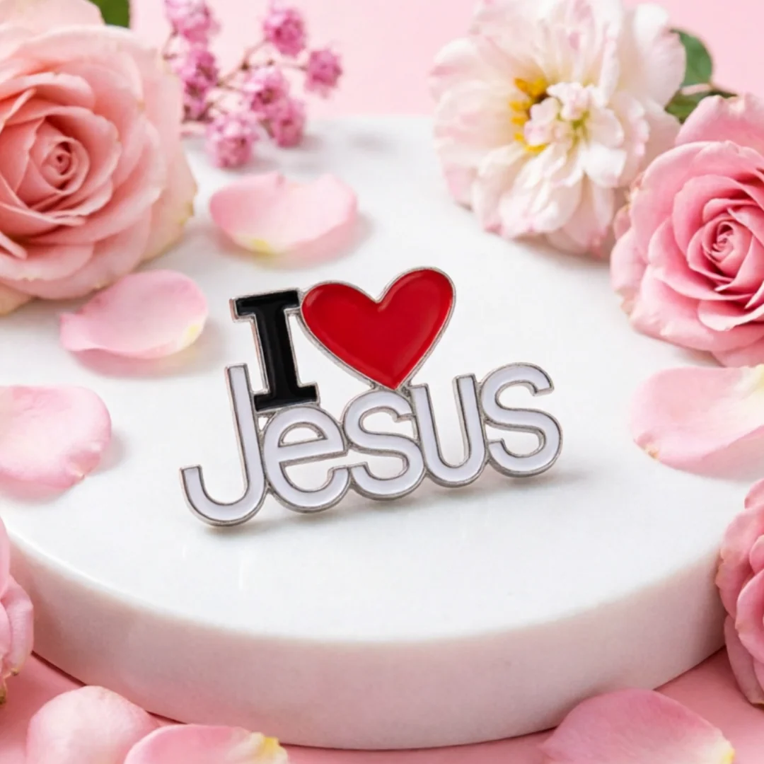 Pin esmaltado I Love Jesus con corazón rojo – Insignia religiosa - imagen 3