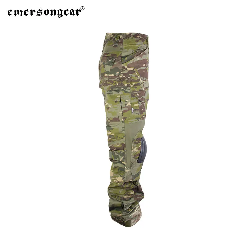 Conjunto completo Emersongear BDU en entorno de uso