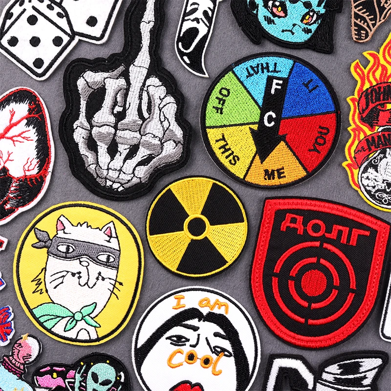 Parche bordado termoadhesivo radiación nuclear punk - imagen 2
