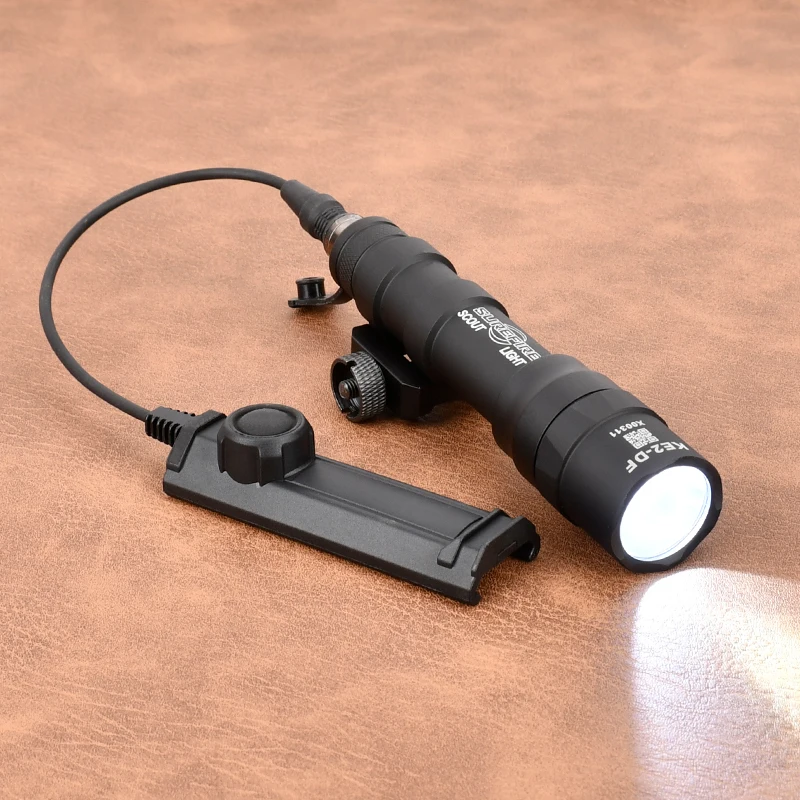 WADSN SF M600DF linterna táctica LED blanca para riel Picatinny