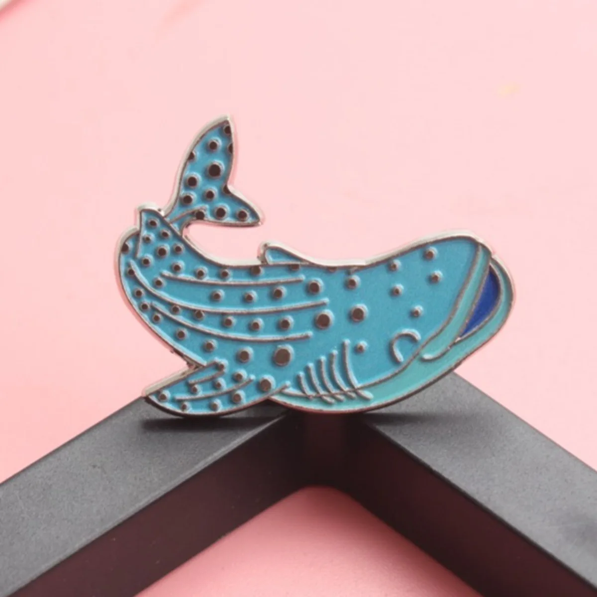 Broche vintage ballena azul verdosa pintada, para mujer y playa - imagen 3