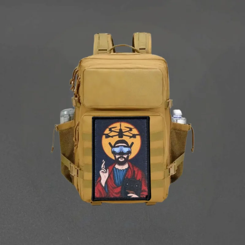 Parche táctico Chevron Jesús y Drones con velcro para mochila - imagen 5