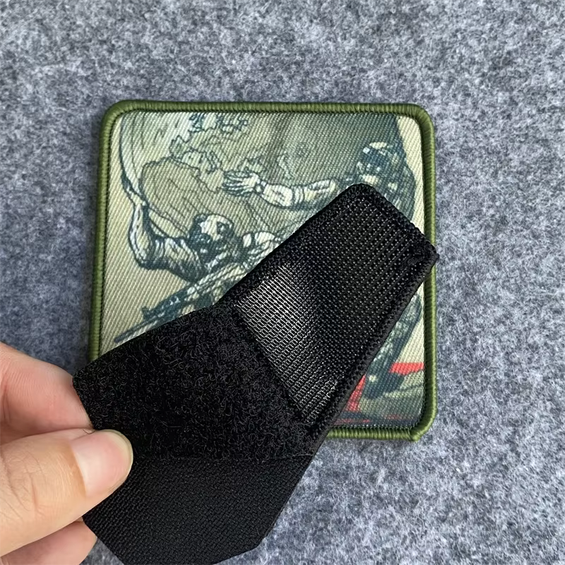 Parche moral táctico con velcro para uniforme militar - imagen 2