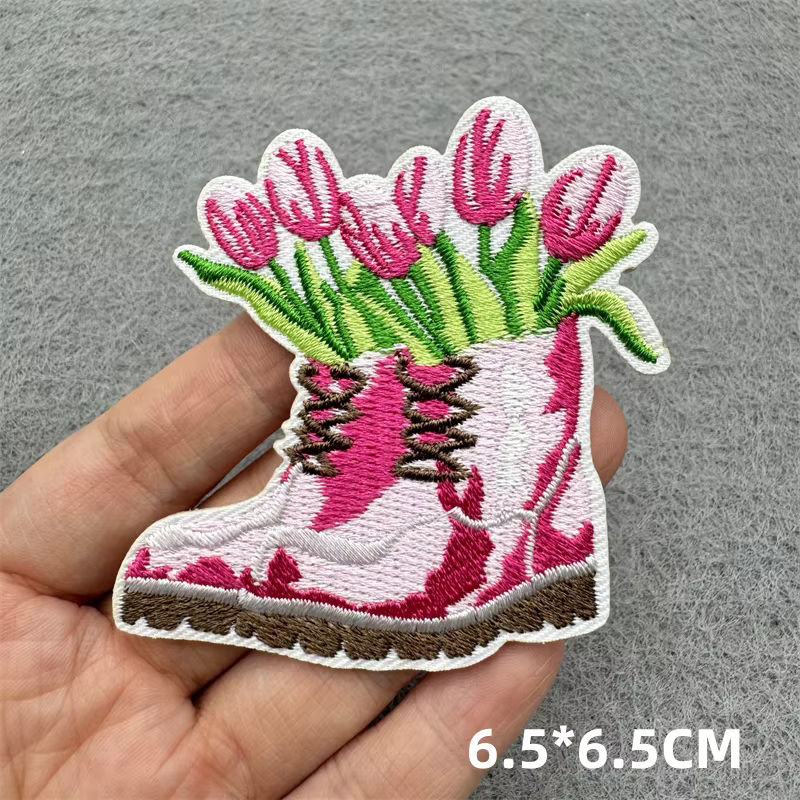 Parche morale bordado corazón y estrella rosa – Para coser o planchar - imagen 4