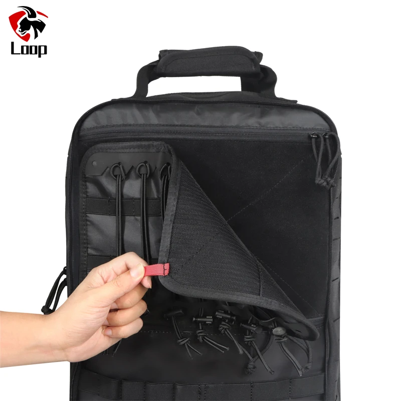 Vista completa de la mochila con todos sus compartimentos abiertos mostrando su capacidad de organización
