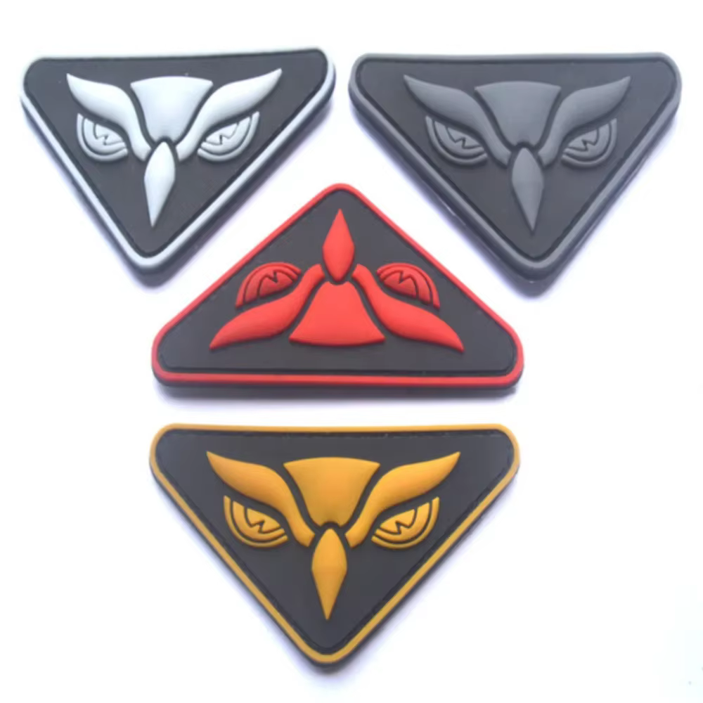 Parche PVC 3D ojo de búho táctico con velcro para mochila - imagen 4