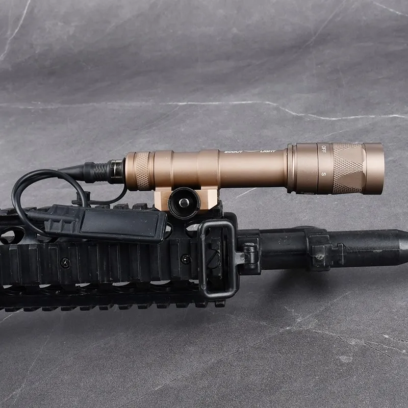 WADSN M600 linterna estroboscópica LED blanca Picatinny Airsoft - imagen 3