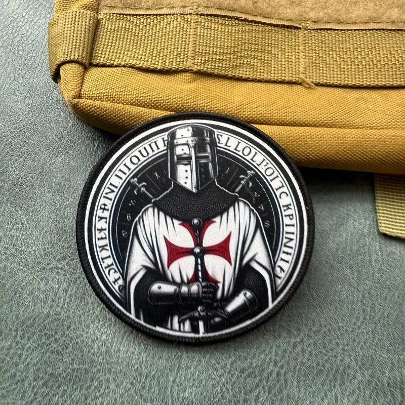 Parche táctico Cruz Templaria con velcro, insignia para mochila - imagen 4