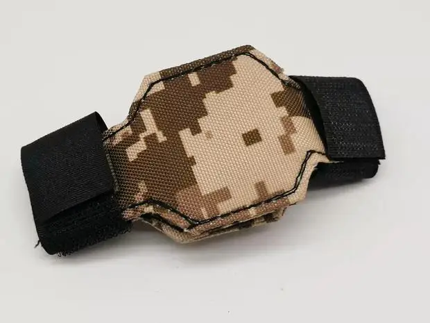 Funda protectora táctica para reloj abatible en nailon AOR2 - imagen 5