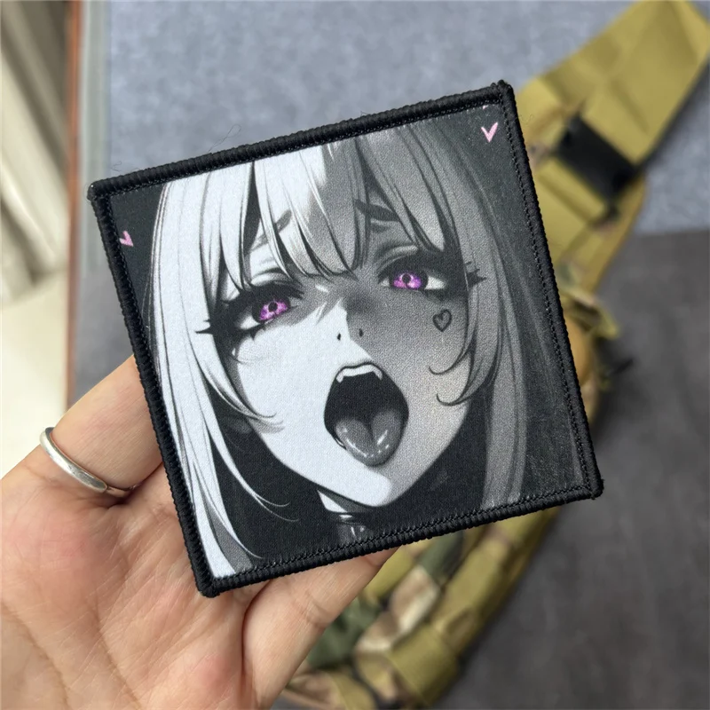 Parche táctico chica anime – Insignia gancho y bucle para ropa y mochila - imagen 3