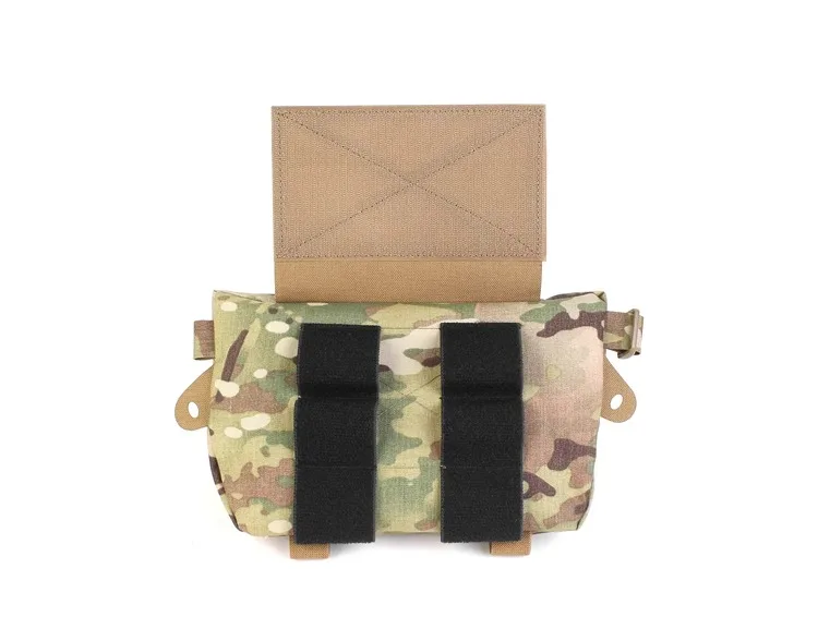 Bolsa táctica multiusos estilo SS de PEW en acción
