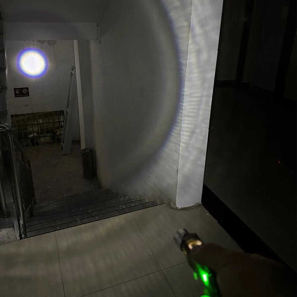 Linterna táctica compacta MOLLE 25mm para uso diario - imagen 3