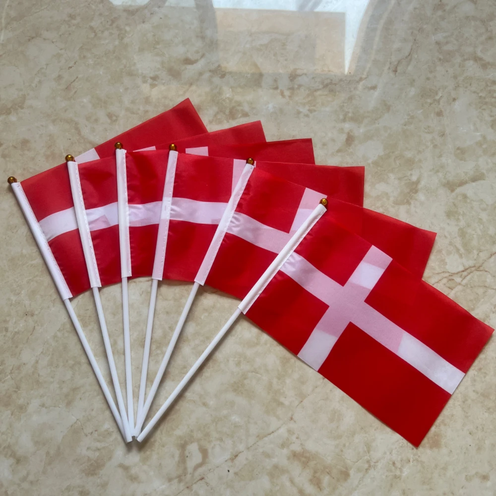 Bandera de mano de Dinamarca nacional para agitar y exterior táctico - imagen 2