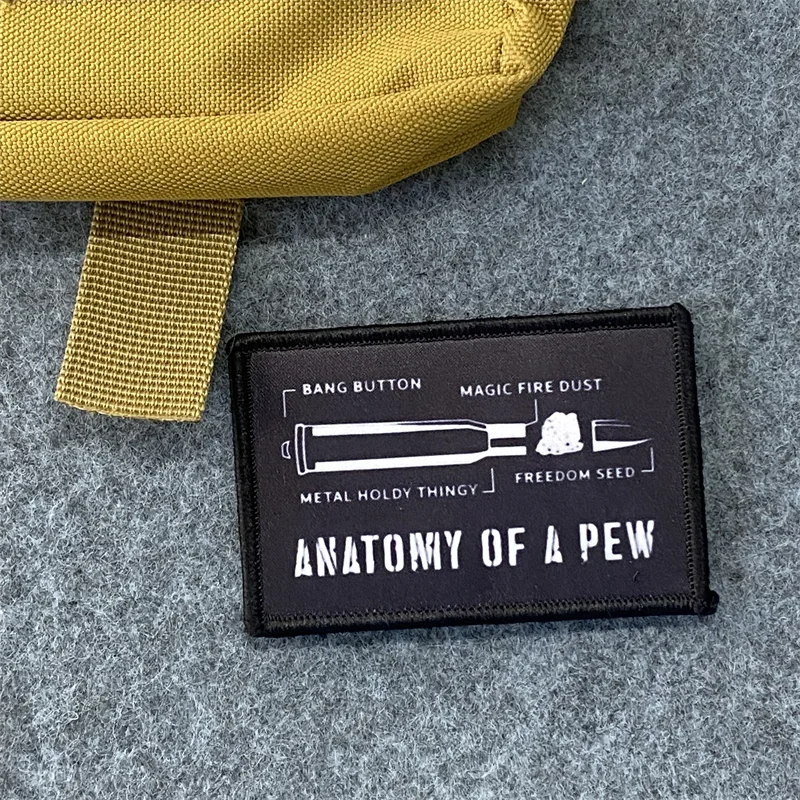 Parche táctico lobo piel de oveja con velcro para mochila