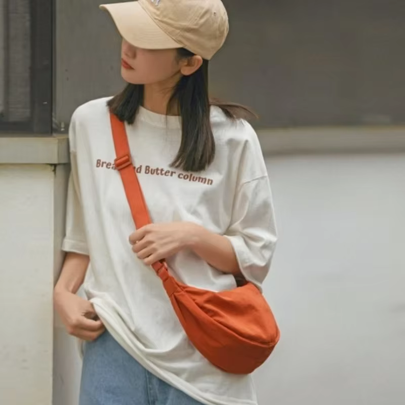 Bolso bandolera de nylon tipo dumpling ligero para mujer - imagen 2