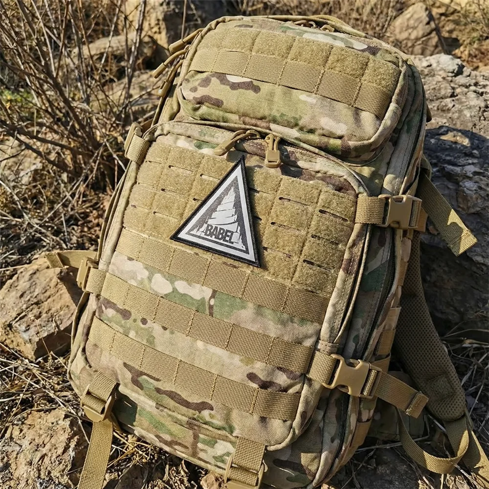 Arknights Parche táctico triangular Rhode Island Babel para ropa - imagen 2