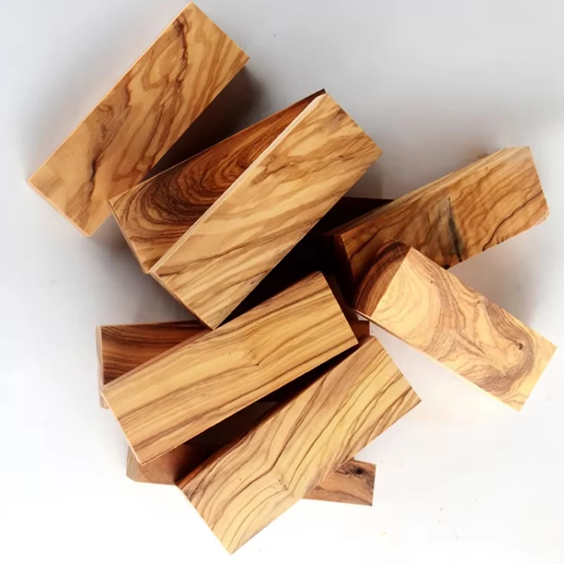 Taco de madera de olivo para mango de cuchillo artesanal - imagen 2