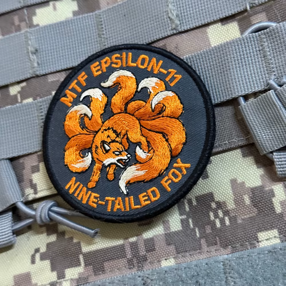 Parche táctico bordado zorro mítico velcro adhesivo para uniforme - imagen 2