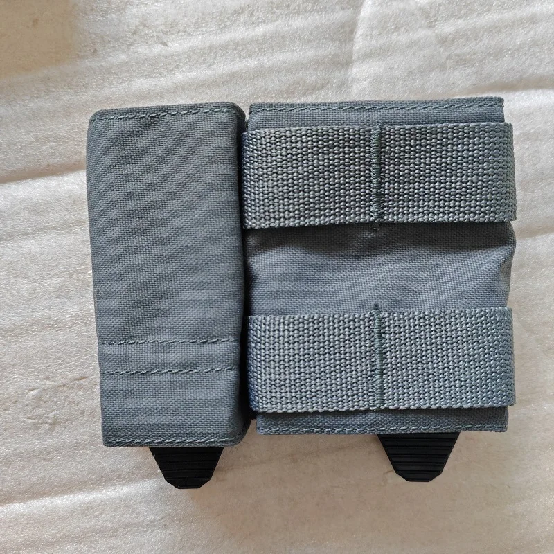 Porta cargador táctico camuflaje AOR1 CB RG MC 9mm 5.56