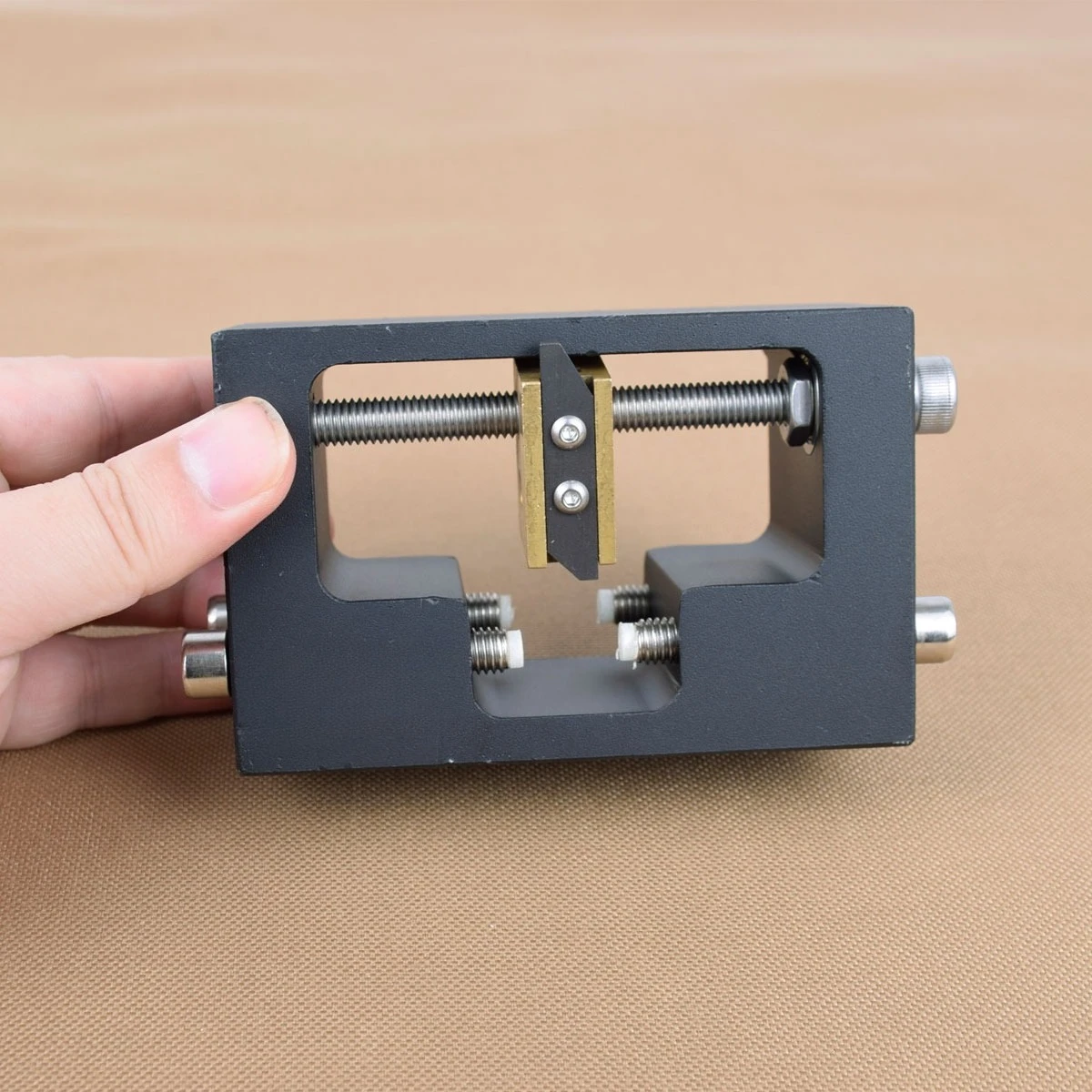 Herramienta universal de mira trasera para pistolas Glock, 1911 y SIG - imagen 3