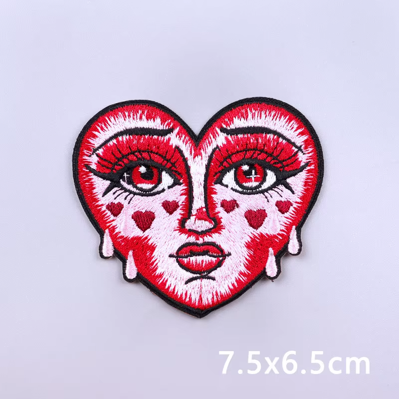 Parche termoadhesivo bordado calavera estilo punk e hippie