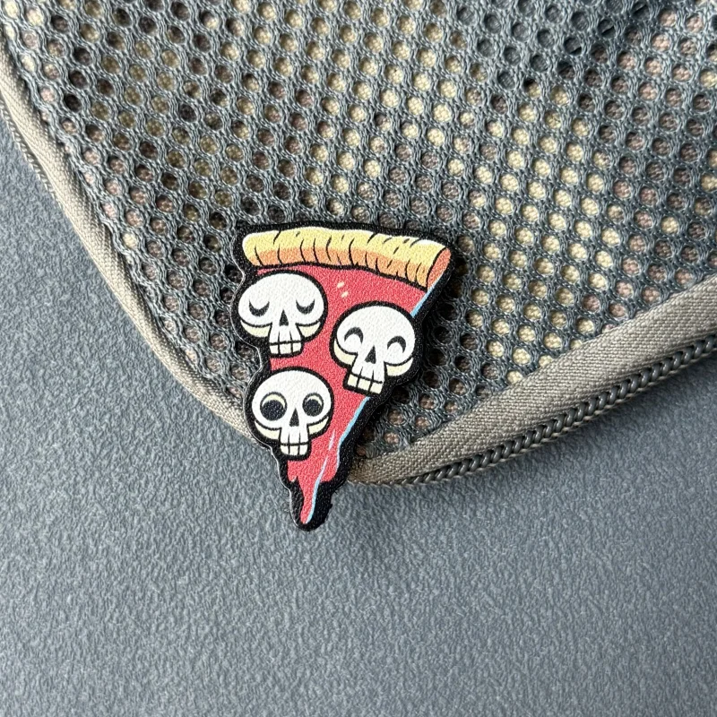 Parche táctico mini calavera pizza con velcro, bordado para ropa - imagen 5