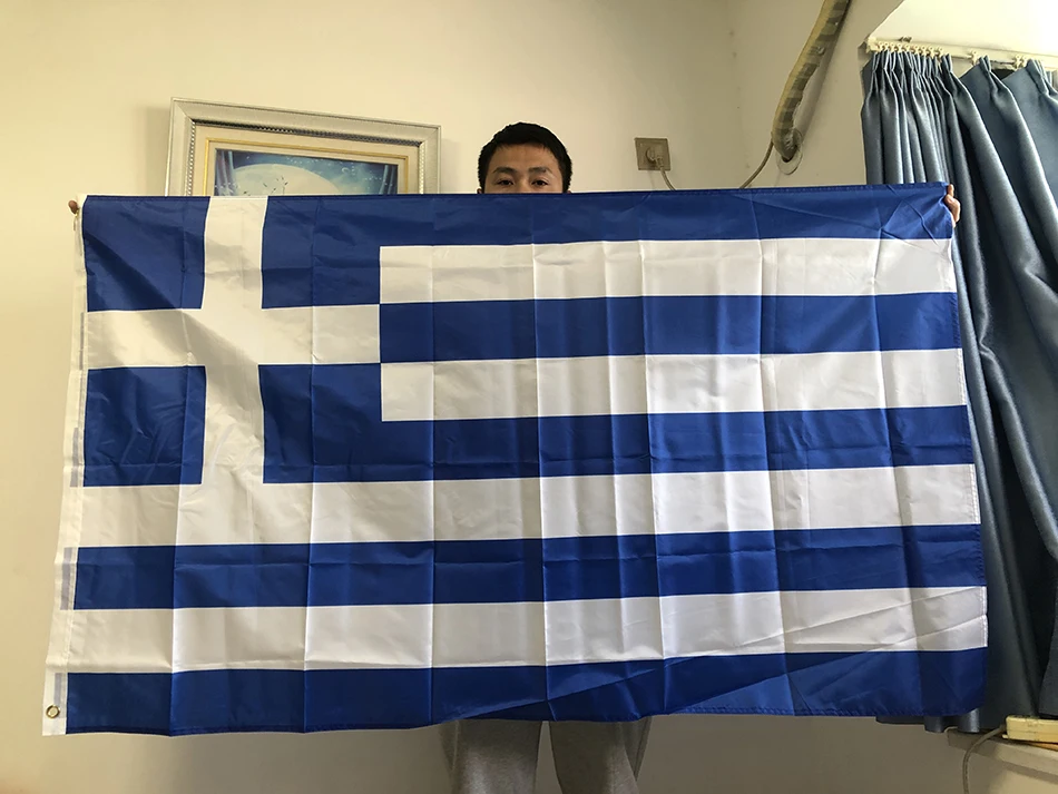 Bandera de Grecia en mástil exterior