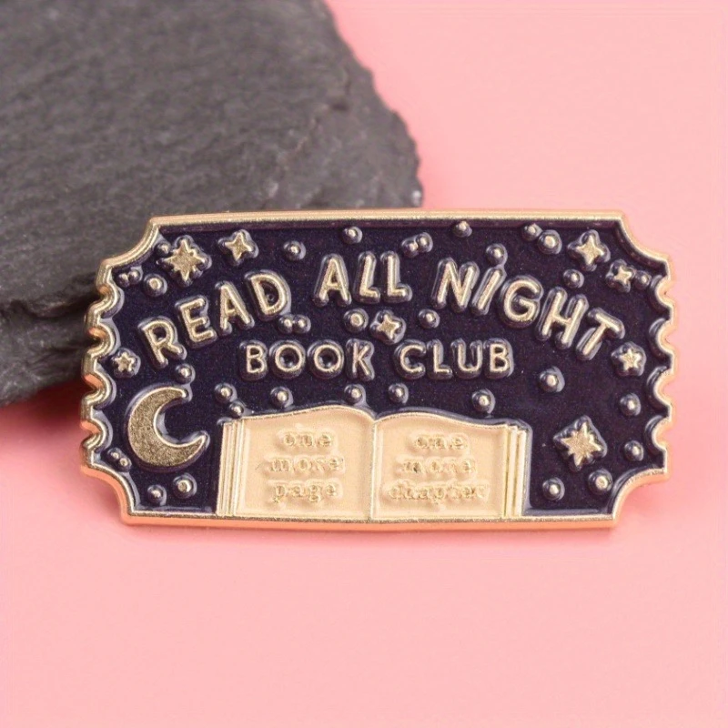 Pin esmaltado de libros y gatos para amantes de la lectura - imagen 4