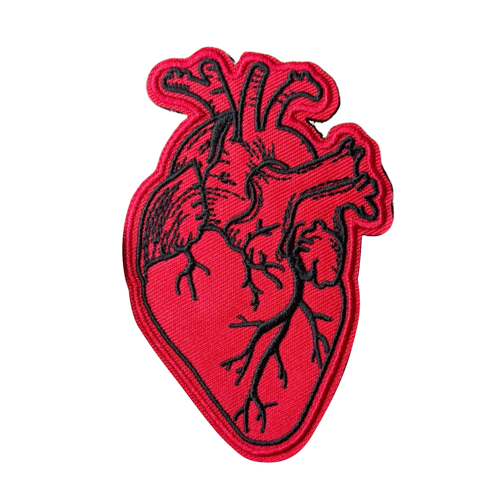 Parche corazón anatómico rojo estilo gótico punk