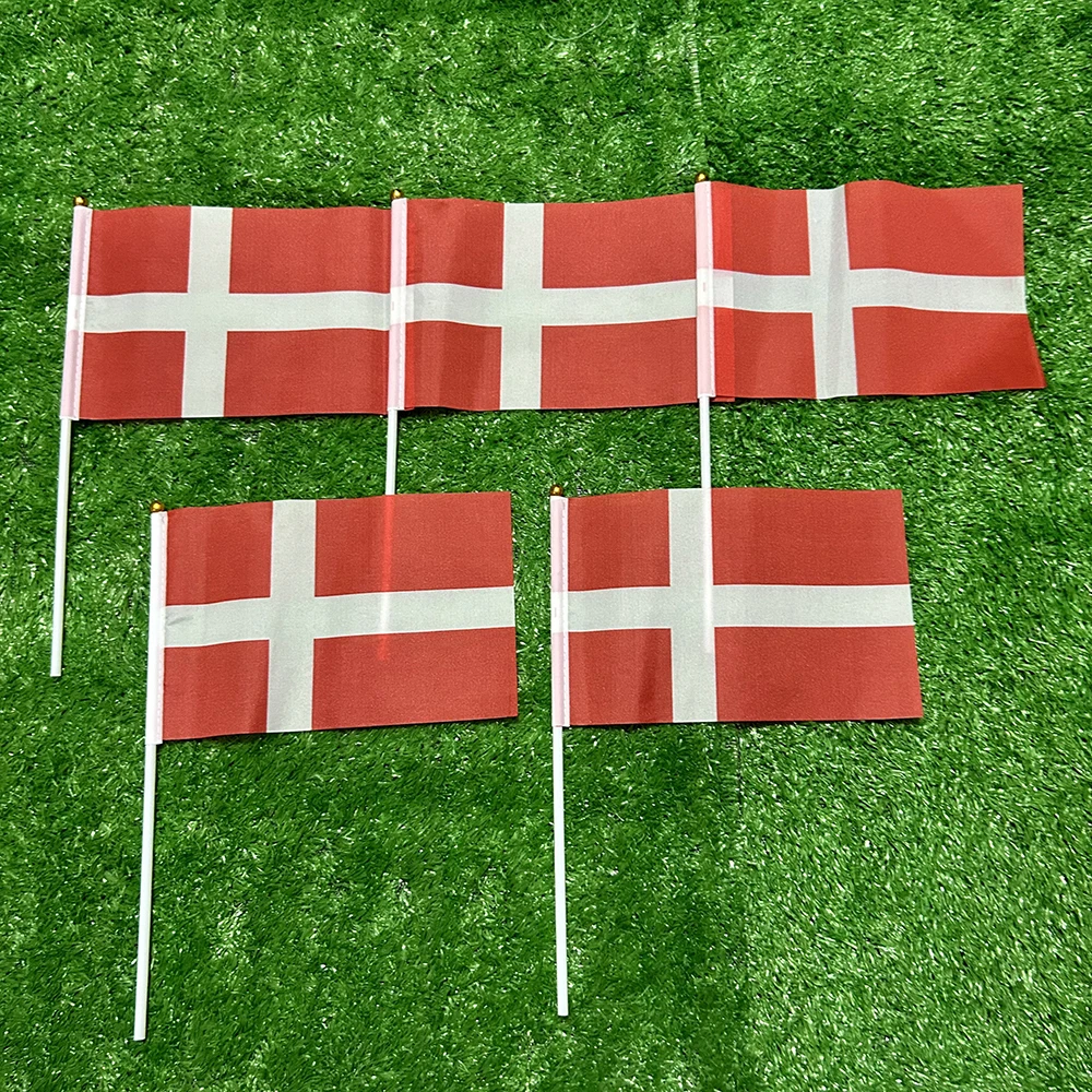 Bandera de mano Dinamarca para esquí y decoración ondulada - imagen 3
