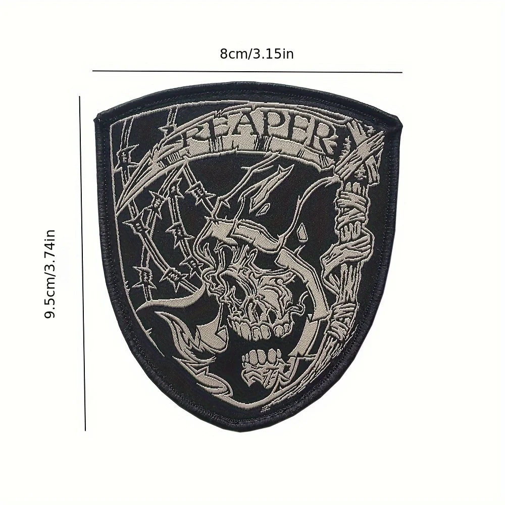 Parche bordado con diseño de calavera Reaper en fondo negro