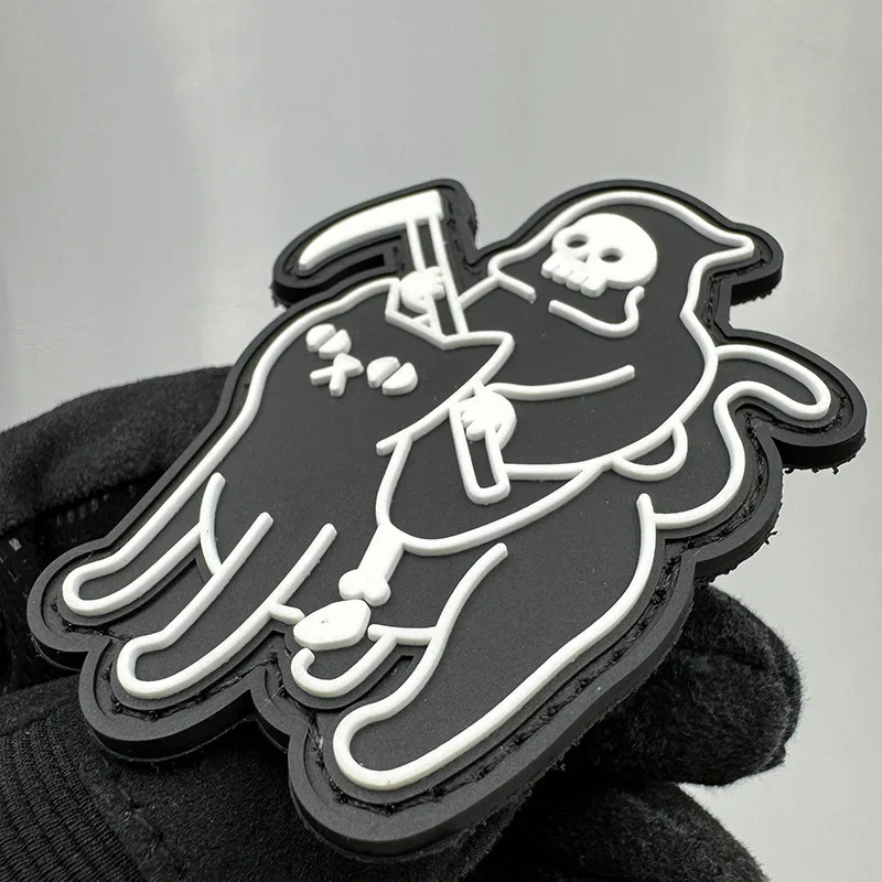 Parche táctico Hoz PVC fosforescente Reaper – Gancho y bucle - imagen 2