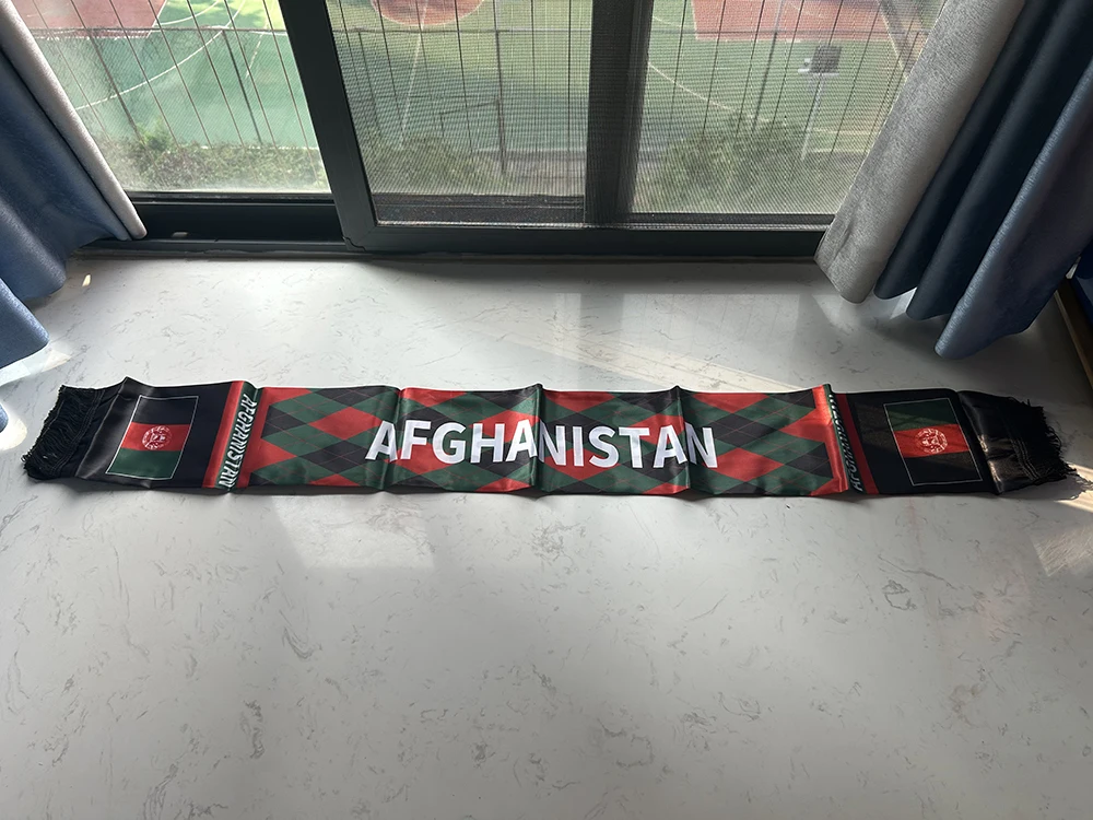 Bufanda militar afgana doble cara satén estampada con borlas - imagen 5
