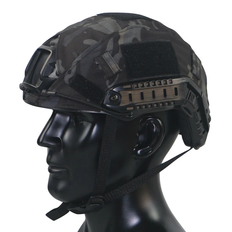 Funda de camuflaje vista trasera del casco