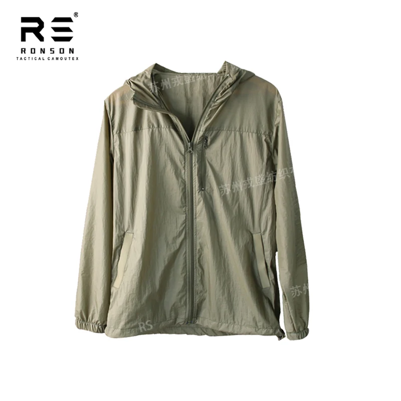 Traje táctico camo G3 M05 en exterior