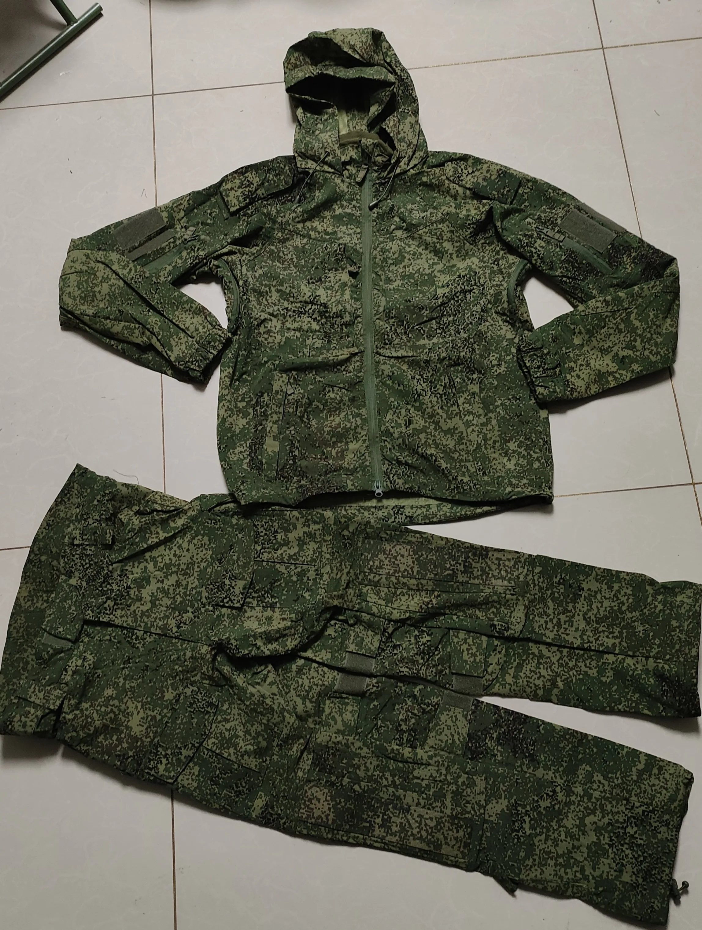 VKBO uniforme de combate ruso secado rápido camuflaje EMR verde