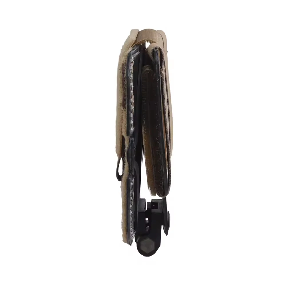 Soporte MOLLE para teléfono en plate carrier táctico ligero exterior