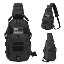 Bolso de pecho táctico MOLLE con hombrera acolchada y asa tejida